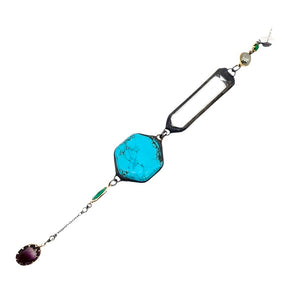 Descriptive image text