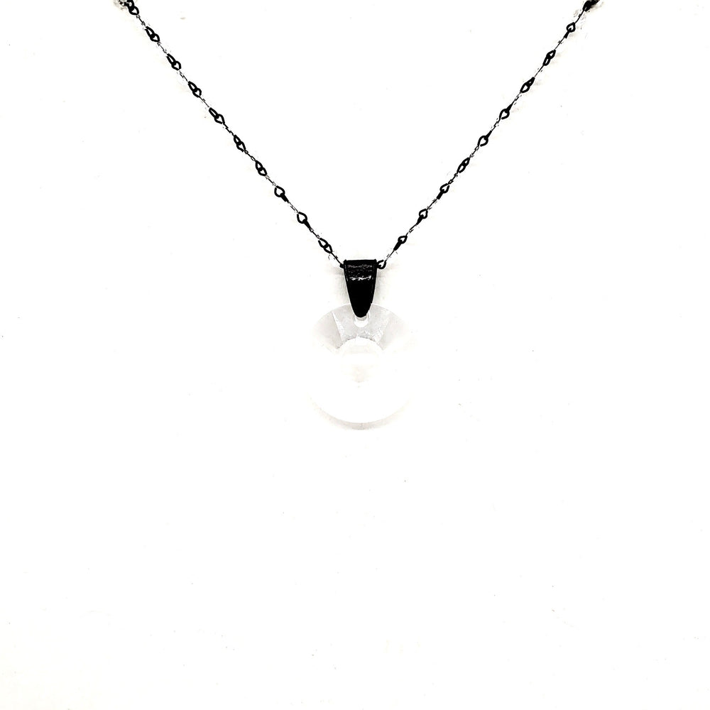 RARE FIND MOONLIGHT ROUND MOONLIGHT CHAIN NECKLACE